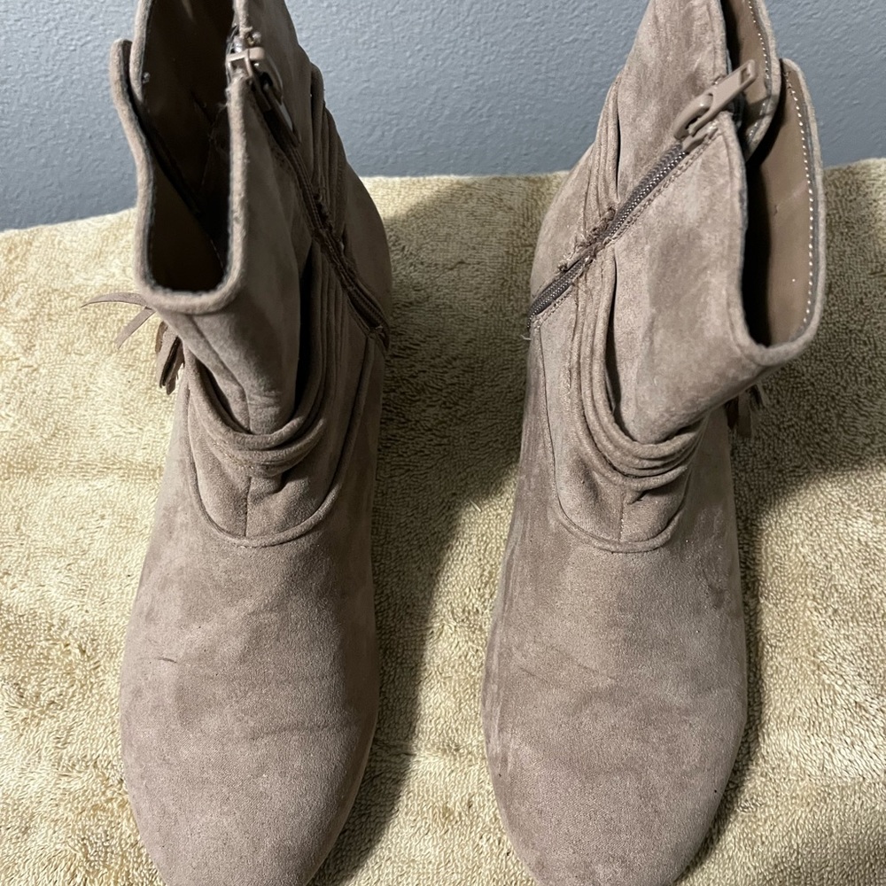 Ankle boots